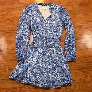 Lilly Pulitzer Blue and White Patterned Long Sleeve Dress